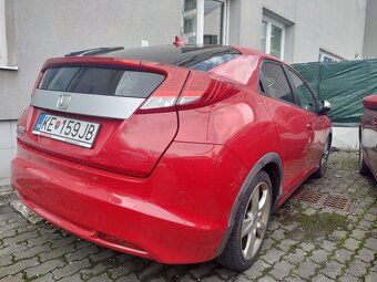 HONDA CIVIC 2.2i-DTEC MT 2012 - 3