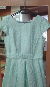 Nove spolocenske saty vel.M/L - 3