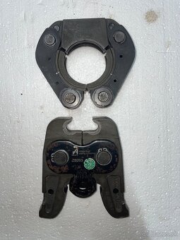 Lisovacia čeľusť M54 - 3