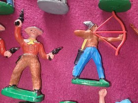 Zberateľské figurky indiani,banditi ndr - 3
