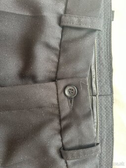 Čierny chlapčenský oblek - 3