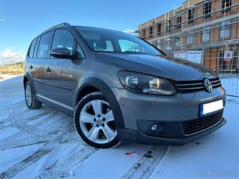 VOLKSWAGEN TOURAN CROSS 2,0 TDI - 3
