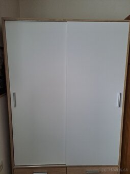 Zatahovacia skriňa - 3