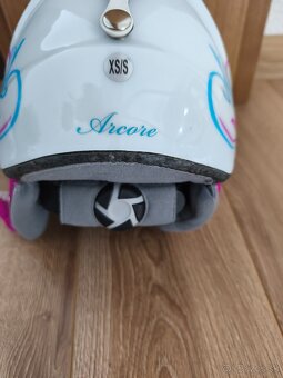 dámska lyžiarska prilba - 3