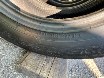 Zimné pneumatiky pirelli 235/65R19 - 3