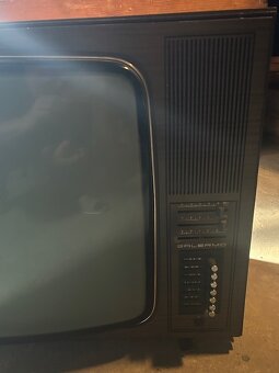 Predám zberateľský TV SALERMO. - 3