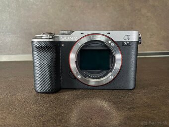 Sony A7C (telo) silver - 3