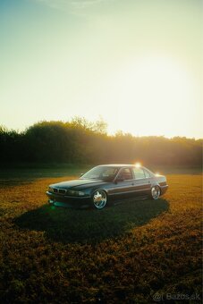BMW e38 740i manual - 3
