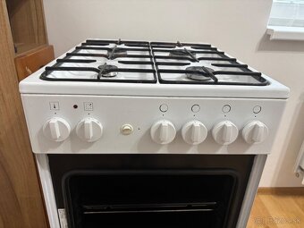 Plynovy sporak a elektricka rura - 3