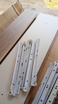 Komoda - 3