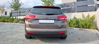 Kia Ceed SW 1.6 CRDi 136k Gold - 3
