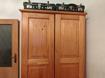 Predám drevenú spálňu - 3