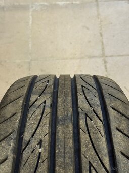 4x108 R17 205/40 - 3