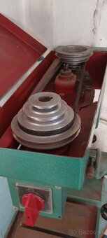 Stolová dielenská profesionálna vŕtačka V13 JIHO - 3