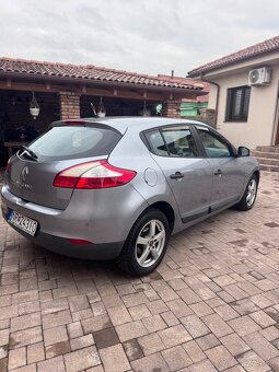 Renault Megane 1.6 16v - 3