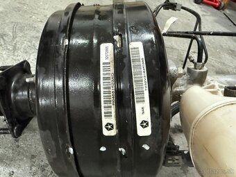 Dodge ram 1500 posilovač bŕzd - 3