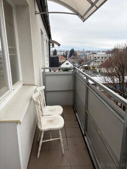 prenájom v absolútnom centre s balkónom - 3