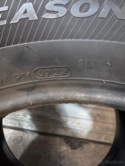 225/65R17 102V - 3