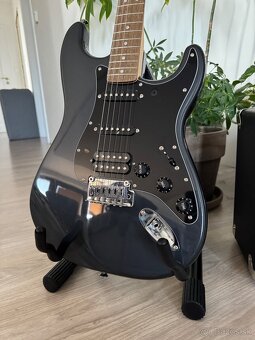 Fender Squier Affinity Series Stratocaster - 3