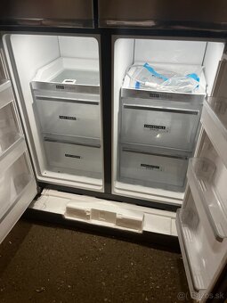 Amerika s výrobníkom ladu Whirlpool WQ 9I MO1L - 3