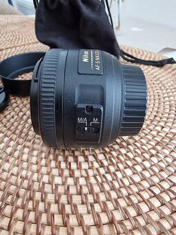 Nikon 35mm f/1.8 AF-S DX - 3