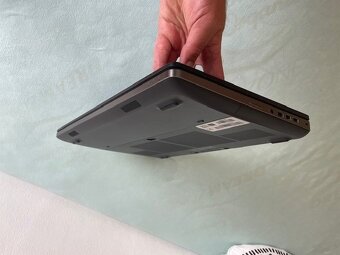 Notebook Dell Precision 7720 - 3