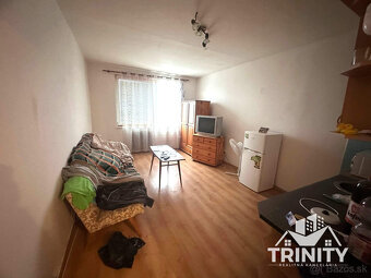 Na predaj veľká garsónka v meste Nové Zámky - 3