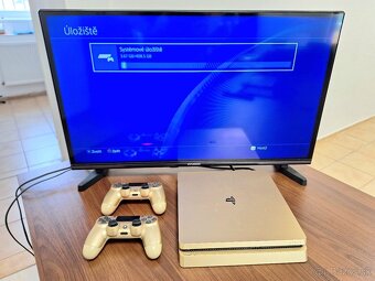 PlayStation 4 500GB slim Gold edition - 3