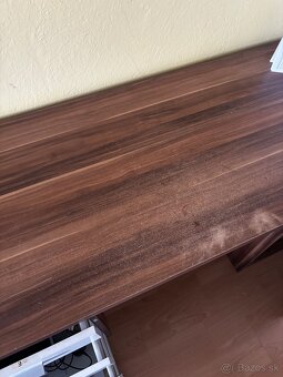 Darujem za odvoz písací stôl - 3