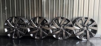 #12 Nové elektróny originál VW 5x100 r18 - 3