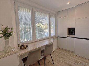 NA PREDAJ alebo VÝMENU ZA DOM: 4-izbový byt, Prievidza - 3