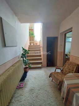 Super ponuka - príjemný rodinný dom pre viacčlennú rodinu s - 3