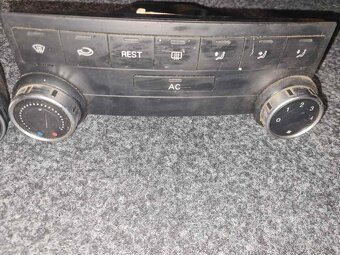 Diely interiéru VW Touareg 7l, predfacelift - 3