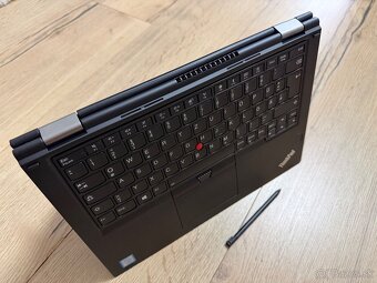 Lenovo ThinkPad X380 Yoga - 3