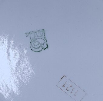 plytké Cibulák taniere - 3