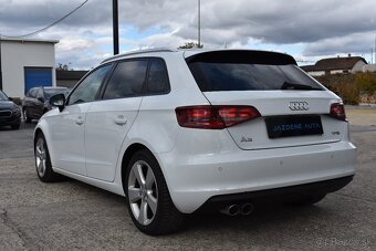 Audi A3 Sportback 1.4 TFSI Attraction - 3