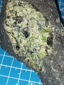 Minerál Olivín,ČR 7kg - 3