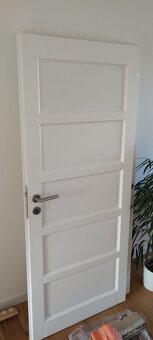 Predám drevené smrekové dvere 60 aj 80cm - 3