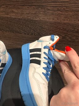 Adidas x Disney velkost 30 - 3
