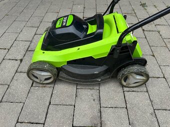 Greenworks G24LM 33, kosačka na predaj používana - 3