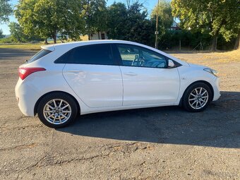 Hyundai i30 1.4 Benzín - 3