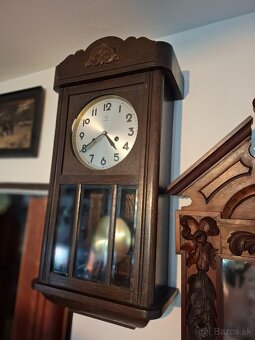 Predám funkčné polbicie nástenné hodiny JUNGHANS V:63cm ARTD - 3