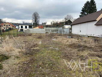 Exkluzívny stavebný pozemok v obci Krajné, vymera až 1087m2 - 3