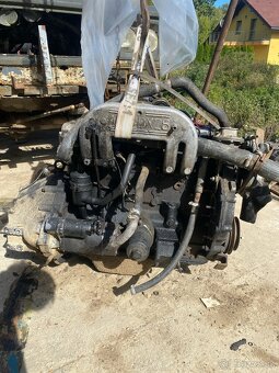 Predám motor z ara 240 - 3