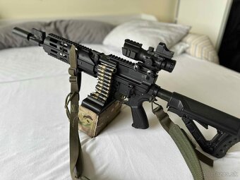 Predam airsoft gulomet m4 - 3