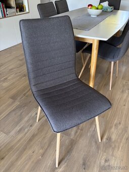 Jedálenský stôl - 3