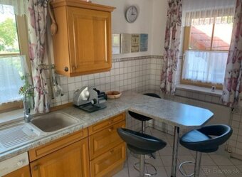 Dubová rustikální linka se spotřebiči, 5318 - 3