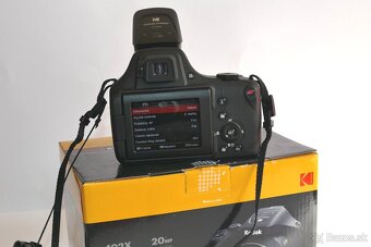 Kodak Pixpro AZ 1000 - 3