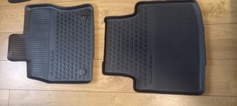 Superb 3  sedan - vanicka do kufra + gumene rohoze - 3