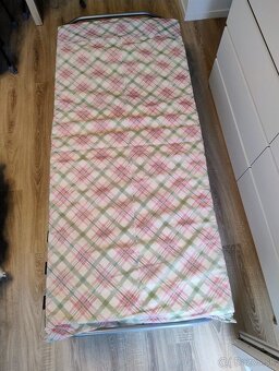 Rozkladacia posteľ. 190 × 80 cm. - 3